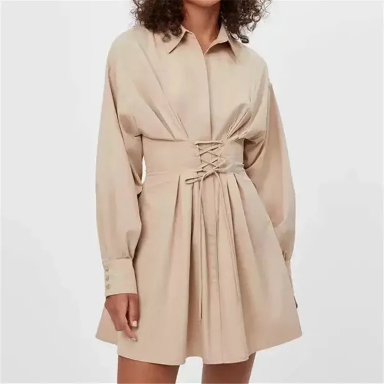 Женское классическое ТРАПЕЦИЕВИДНОЕ ПЛАТЬЕ с отложным воротником осеннее