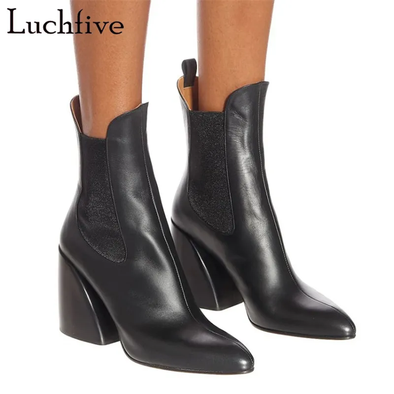 Женские ботинки со змеиным узором; пикантная женская обувь на высоком каблуке; Модная Белая обувь с острым носком; женская обувь без застежки; Zapatos De Mujer