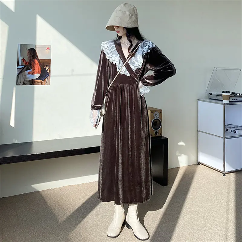 

Hzirip зимние Винтаж и v-образным вырезом, трапециевидной формы Нежный 2021 универсальные лоскутное кружевное платье Хай-стрит бархат Элегантно...