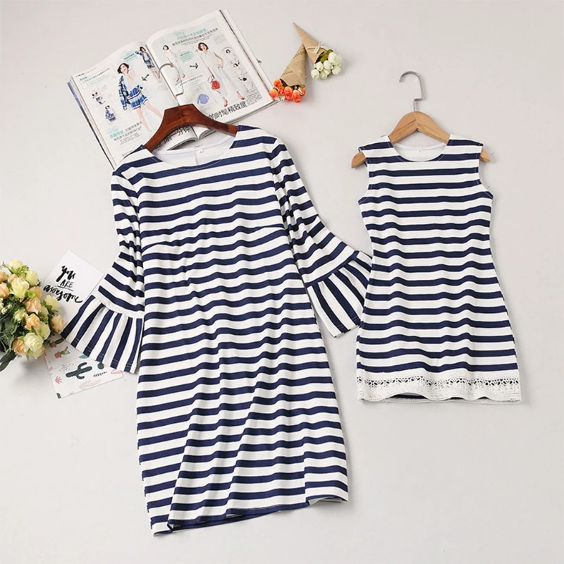 

Summer Casual Loose Clothing Round Neck Striped Dress for Mother Daughter Family Clothes Parents Child Outfits