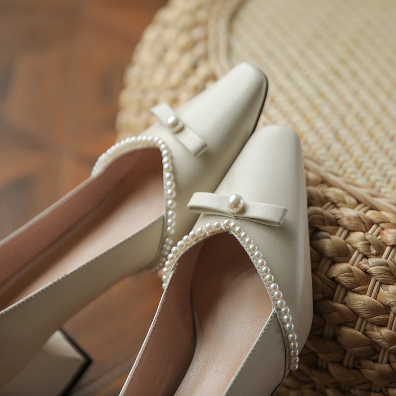 

QUTAA 2021 Butterfly-Knot Fashion Square High Heel Slip On Women Shoes Sexy Pointed Toe Genuine Leather Ladies Pumps Size 34-39