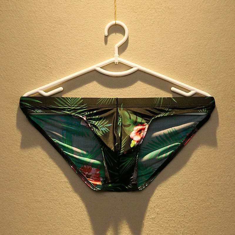 

2021 Men's Underwear Summer Seamless Thin Ice Silk Triangle Cute Elasticity Comfortable Low Waist Sexy Personality Trend