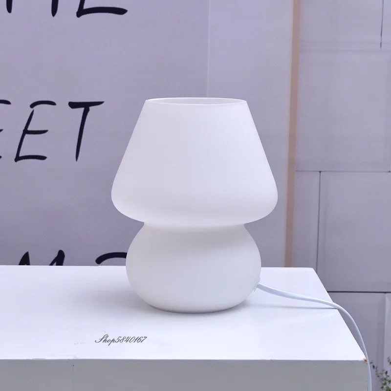 Симпатичные стеклянные настольные лампы в виде грибов для спальни ретро