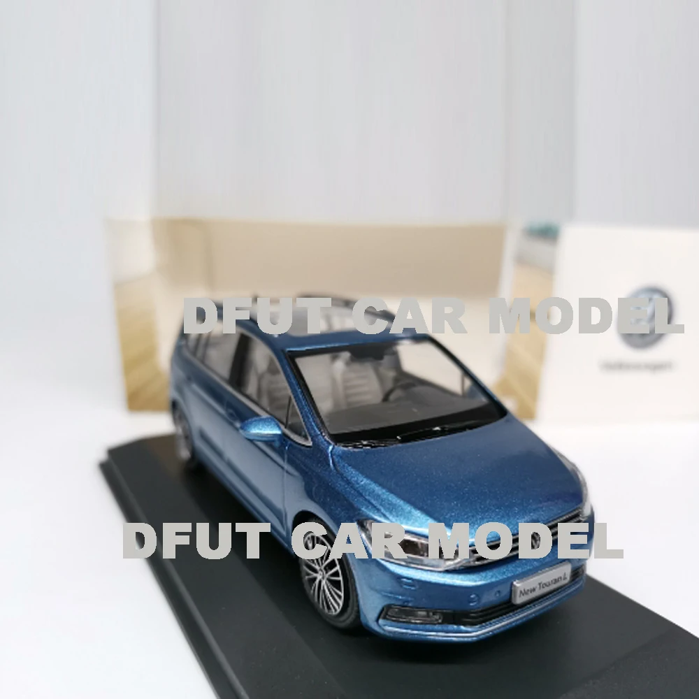 Литая 1:43 TOURAN L модель автомобиля из сплава детские игрушечные автомобили