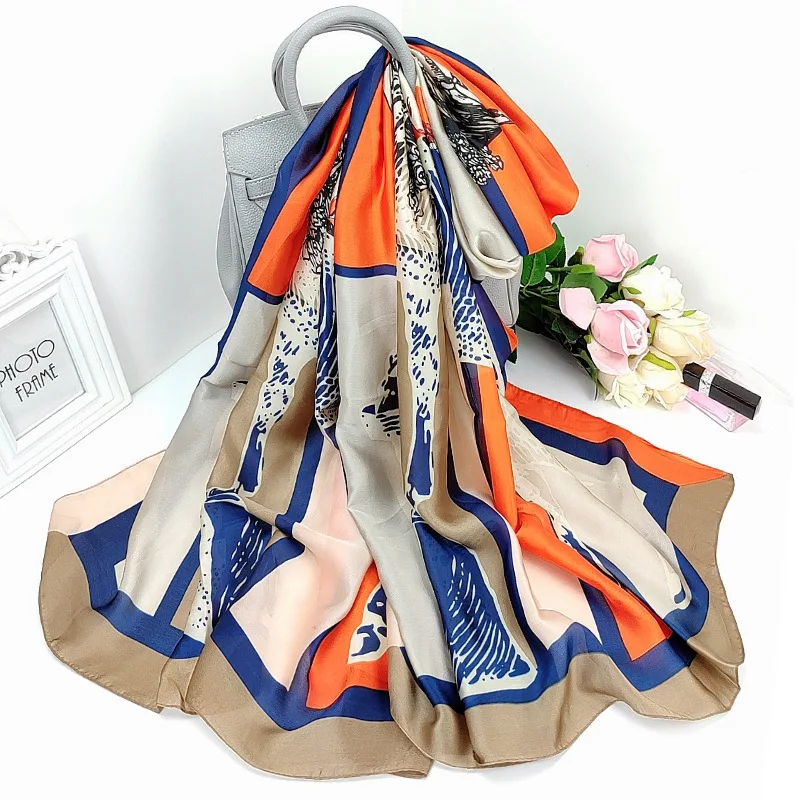 

Luxury Dustproof Bandana New Carriage Print Shawl Korean Style Silk Scarf Fashion High-Grade Beach Towel Summer 180X90CM Scarves