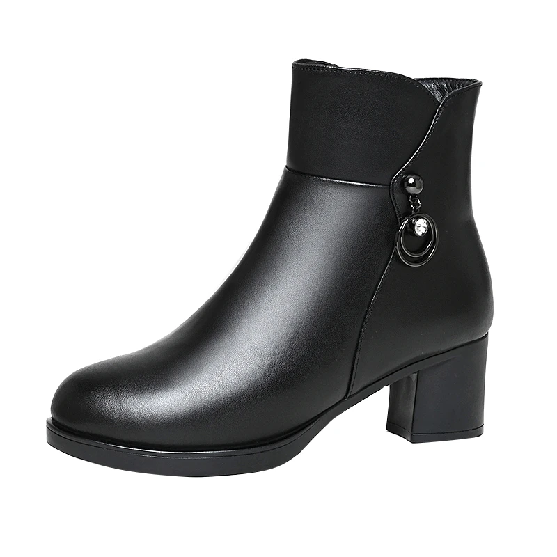 

2022 Winter Warm Boots For Women Black PU Leather Ladies Shoes Mid-Calf Snow Bottes Non Slip Design