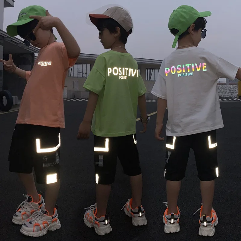

Kids boys summer short-sleeved suit letters printed T-shirt + Shorts 2pcs sets of new big virgin suit 4-12 years old