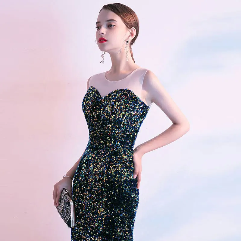 Женское вечернее платье русалка длинное праздничное без рукавов расшитое