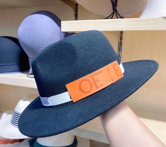 

Fashion Classic Women Men Hats White Black Color Bucket Hat Woolen Sun Elegant Lady Caps With Inner Brand Label