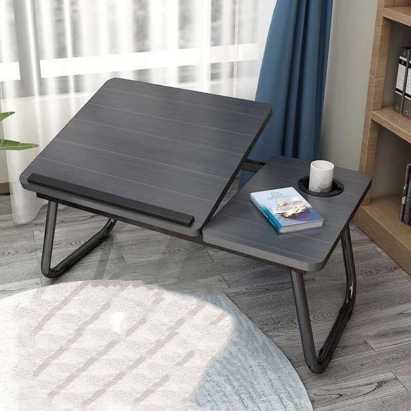 

On-the-fly desktop, a simple computer desktop can be accessed to Fan's bedroom couch