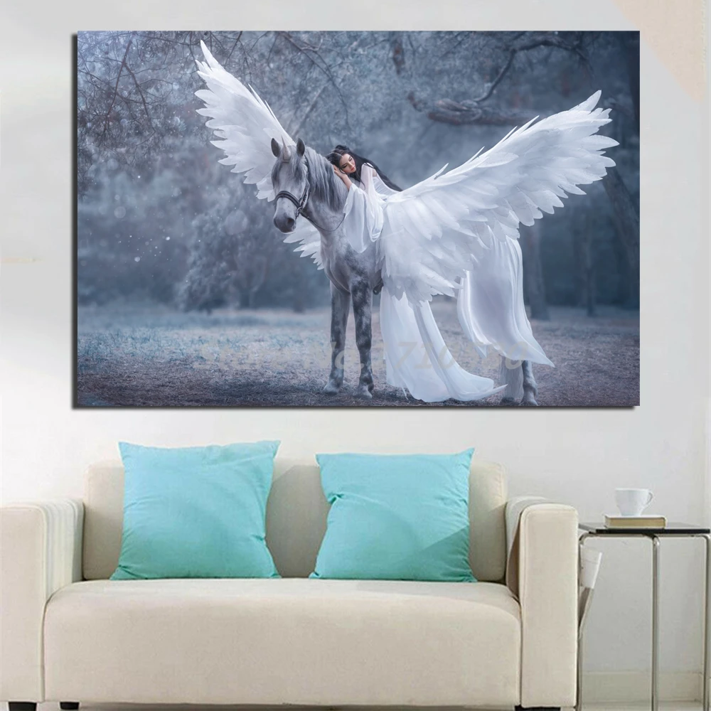 Настенная Картина на холсте с изображением принцессы ангела и лошади постер