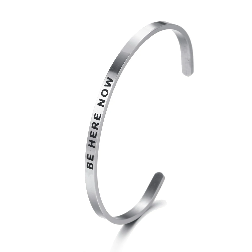 Браслет из нержавеющей стали с гравировкой сообщения от GRACE THROUGH FAITH|Браслеты| |