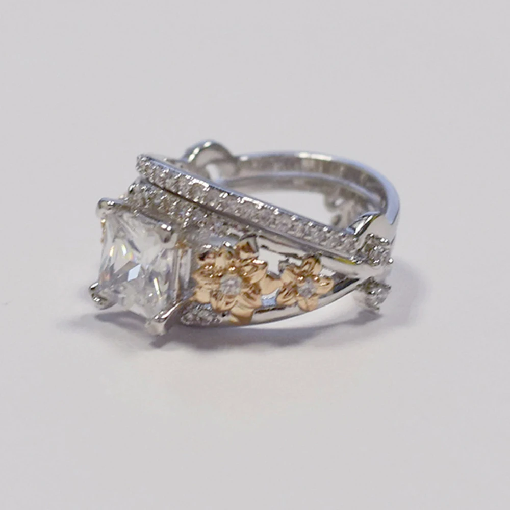 Серебряное кольцо золотое покрытый Цирконий аристократическое элегантное