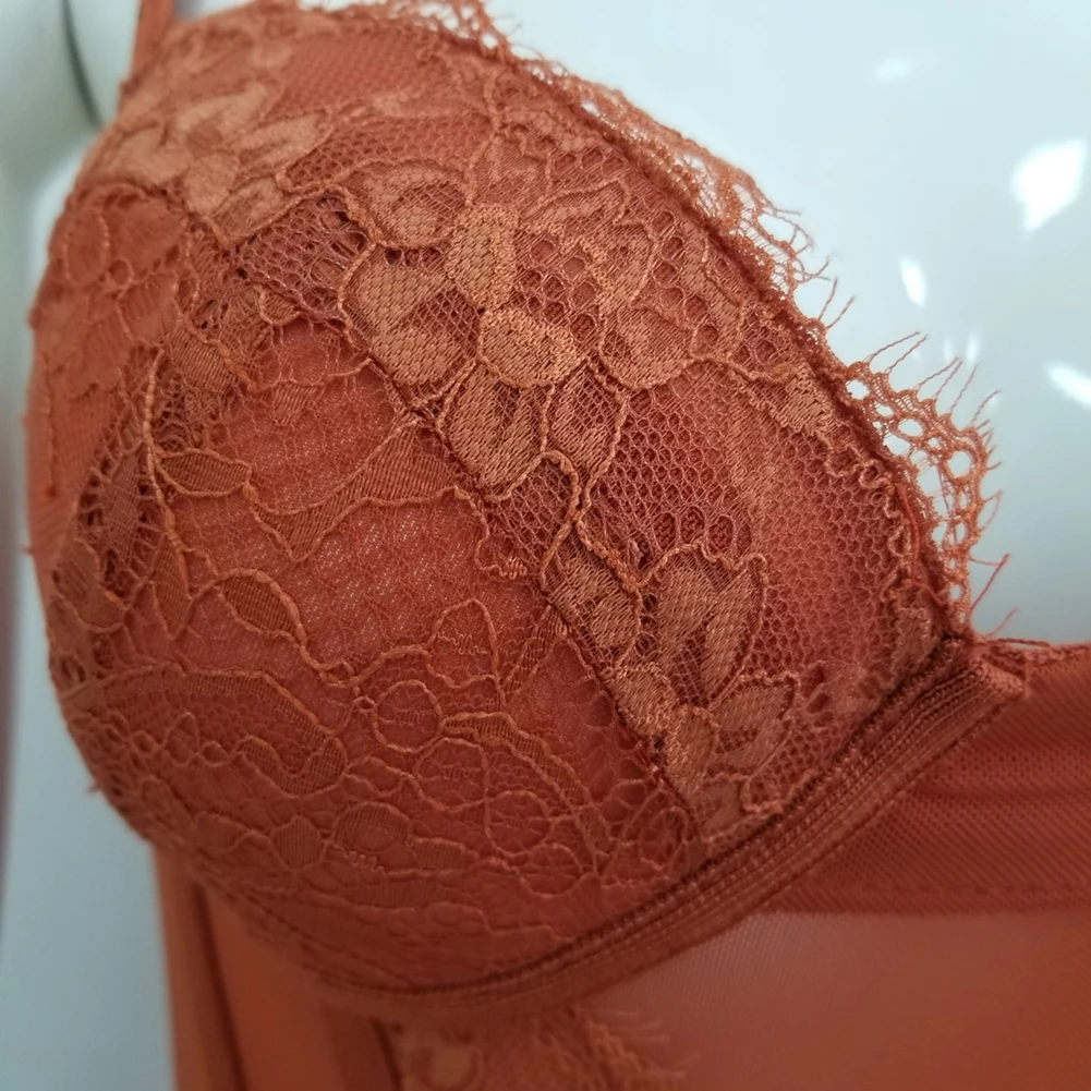 

Sexy nightclub lace suspender jumpsuit shorts jumpsuit jumpsuit chest pad gathered bandage stretch tight outer wear Rompers