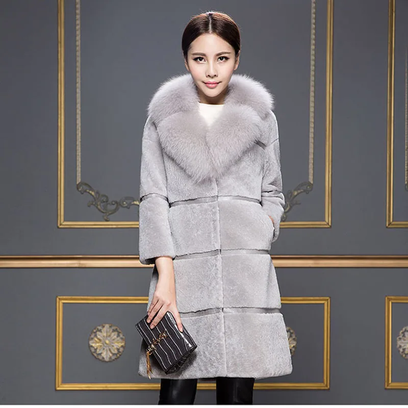 Модное тонкое пальто средней длины из искусственного лисьего меха с воротником