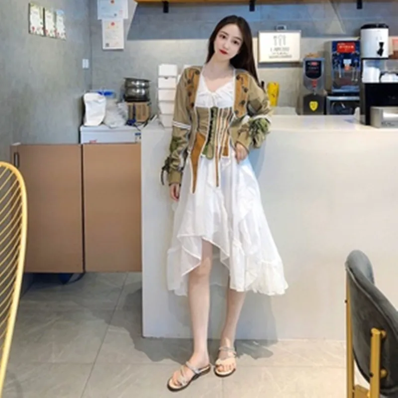 

2021 New Autumn Vintage Retro Irregular Jacket Women Runway Designer Square Collar Punk Long Sleeve Lace Up Female Short Coats