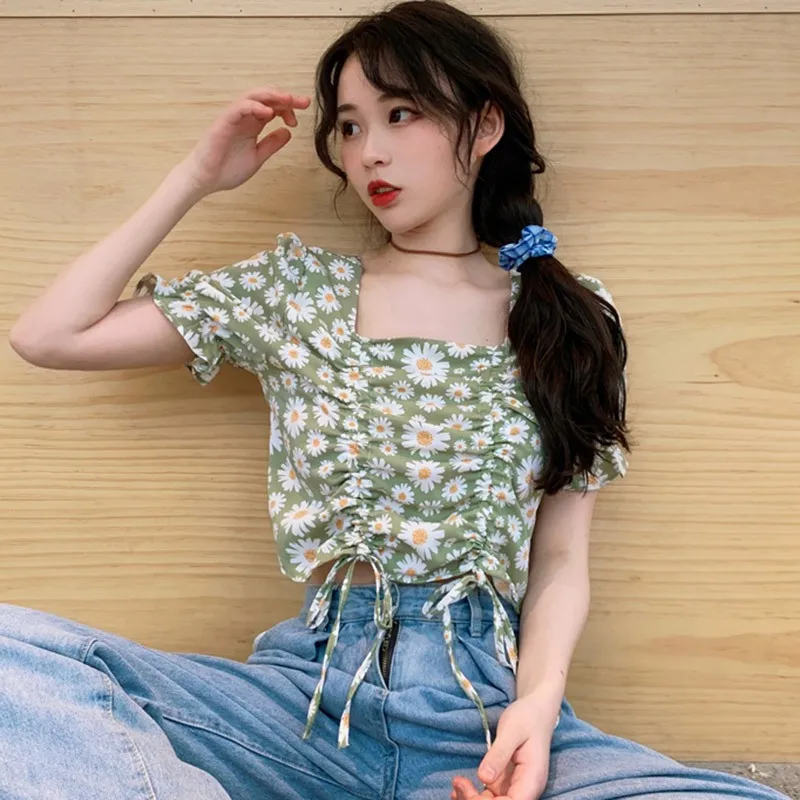 

Летняя женская Милая Повседневная Блузка с цветочным принтом, блузка с квадратным воротником, модная короткая рубашка с пузырьковым рукаво...
