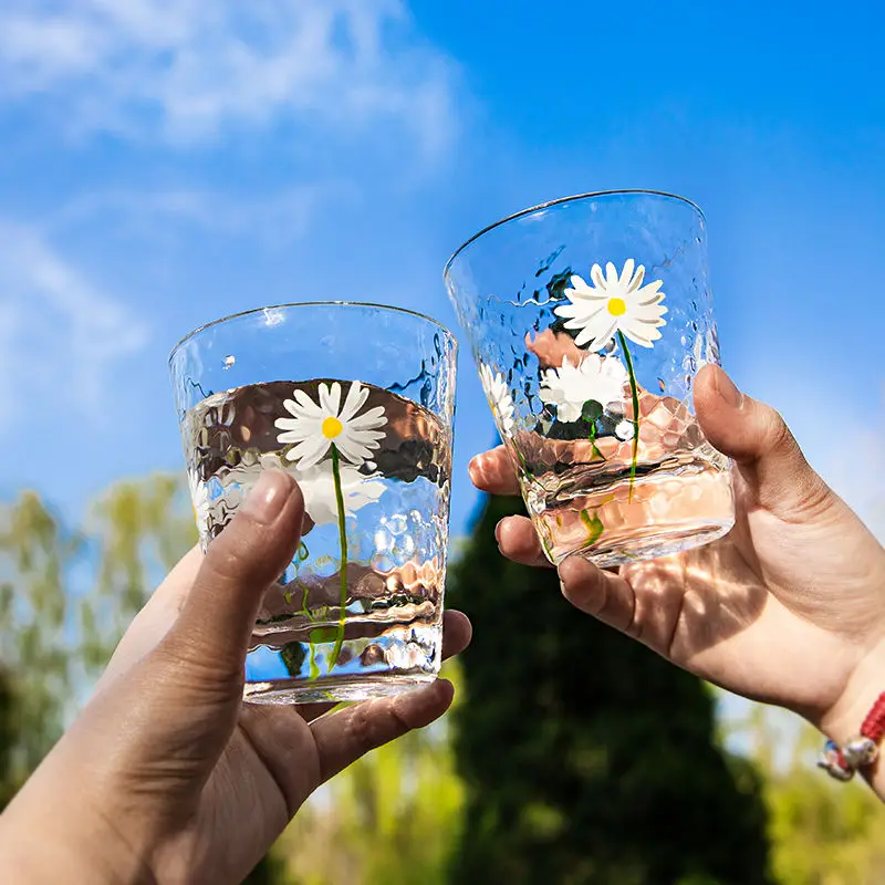 

350ML Cute Daisy Glass Cup Summer Milk Breakfast Mugs Creative Transparent Glass Juice Cups Modern Fashion Style