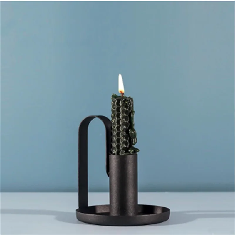 

Metal Candle Holders Black Candlestick Fashion Wedding Candle Stand Exquisite Candlestick Table Home Decor Ornaments
