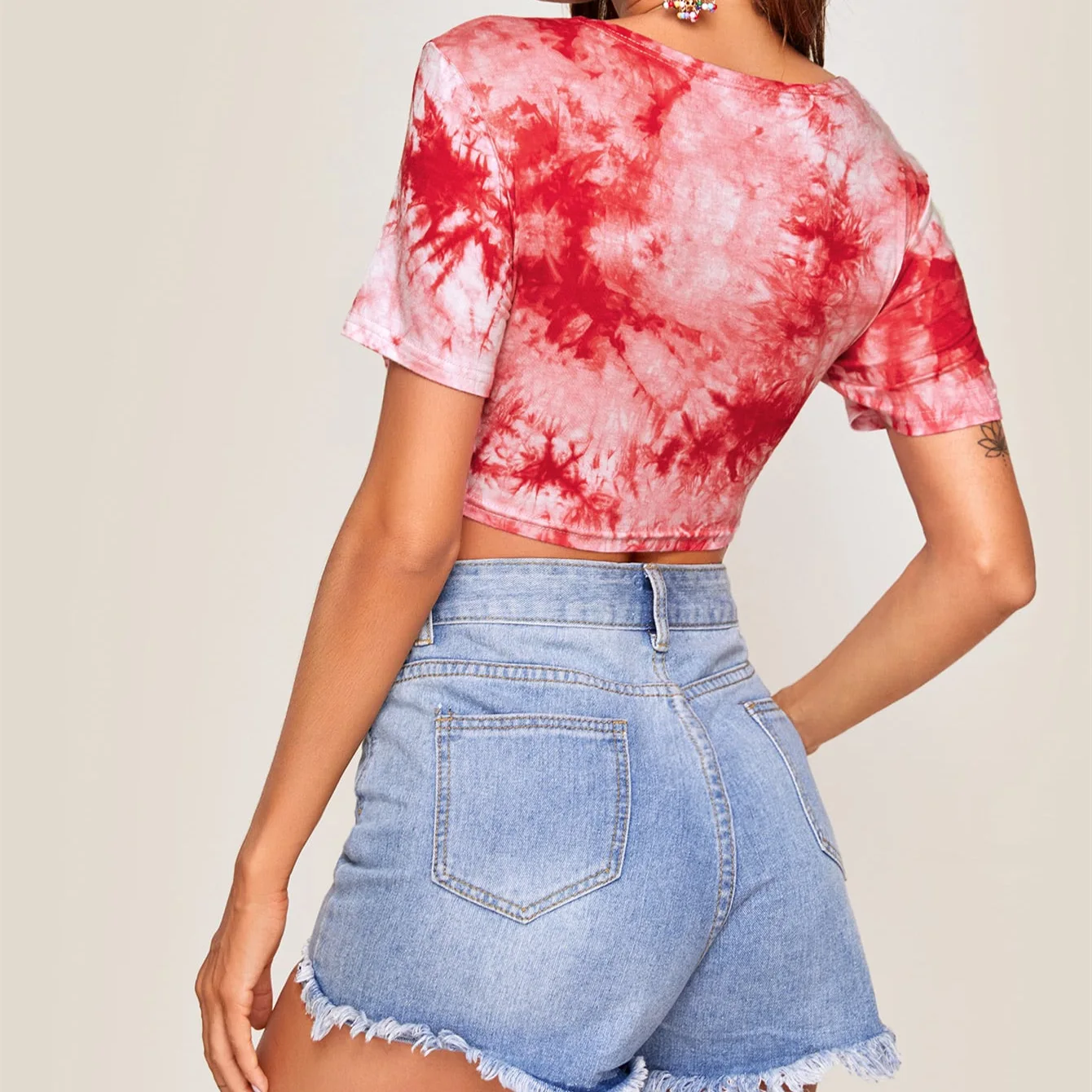 

2021 New Hot Style European and American Style Sexy Female Slim Fit V-neck Short-sleeved Shirt Tie-dye Printed Navel T-shirt