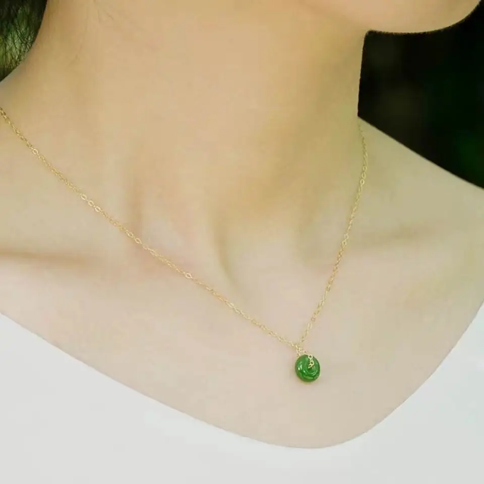 

Natural Hetian jade Round Pendant Necklace Chinese style retro exquisite winter new charm elegant women's brand jewelry