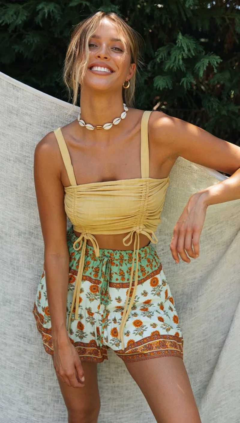 

Suspender High Waist Shorts Europe And the United States 2021 Summer Popular Bra Tie Top Printed High Waist Two-piece Set SS567
