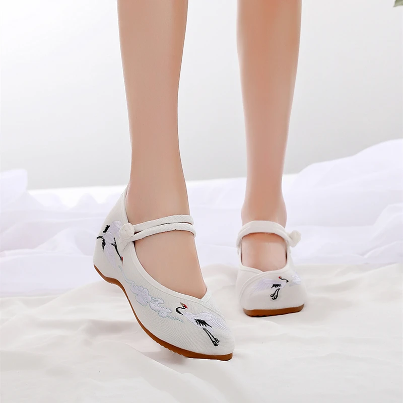 

Cresfimix zapatos de mujer; Милые женские парусиновые балетки с нескользящей подошвой; Милый светильник; Модная женская обувь белого цвета; a6184z