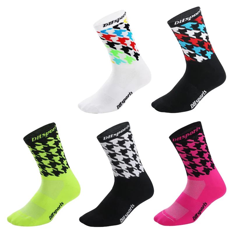

Men Women Sport Socks Breathable Comfortable Moisture Absorption Socks Runing Hiking Cycling Socks I