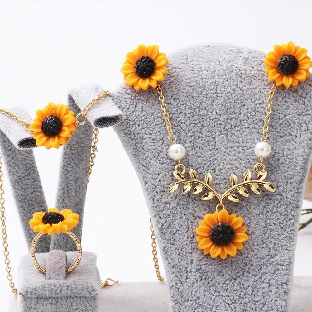 

3/5Pcs Lady Sunflower Leaf Faux Pearl Charm Necklace Earrings Bracelet Ring Set