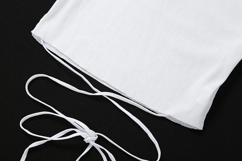 Женская летняя однотонная простая тонкая футболка в рубчик укороченный топ