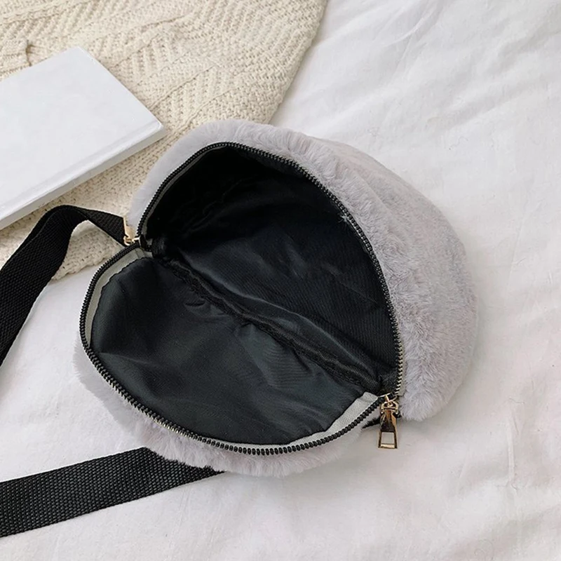 

Simple Shoulder Bag All-Match Hong Kong Wind Pockets Plush Messenger Bag Female Small Bag