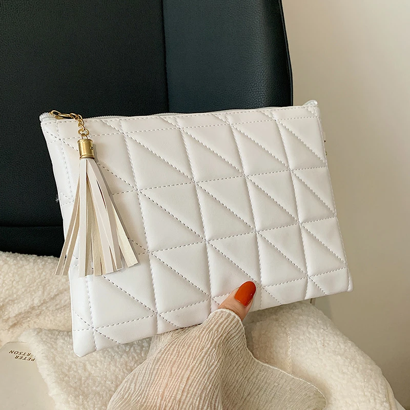 

2022 New Women's Bag Messenger Bag Casual Fashion Small Fragrance Rhombus Bag Thick Chain Shoulder Bag Handbag