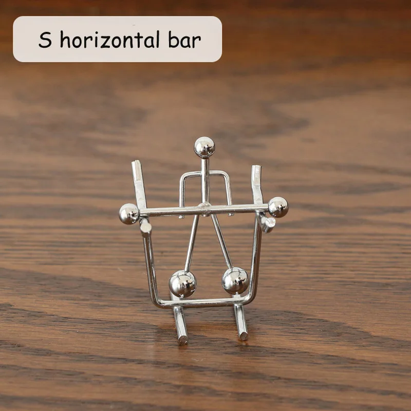 S horizontal bar Баланс шар для домашнего декора Маленький Железный человек Тяжелая атлетика Ньютон вечный баланс металлический человек Hogar стакан настольная игрушка - Цвет: S horizontal bar