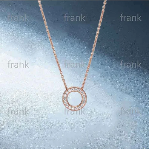 

387436C01 Signature Rose Pave Circle Heart Necklace