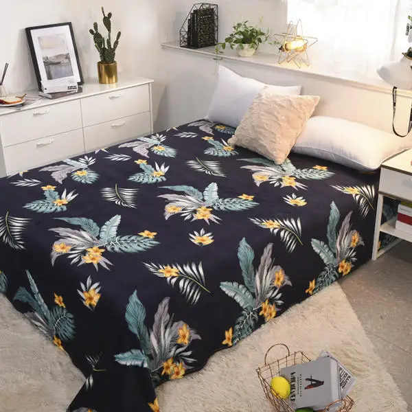 Двухслойное мягкое теплое одеяло из кораллового флиса покрывало диван плед