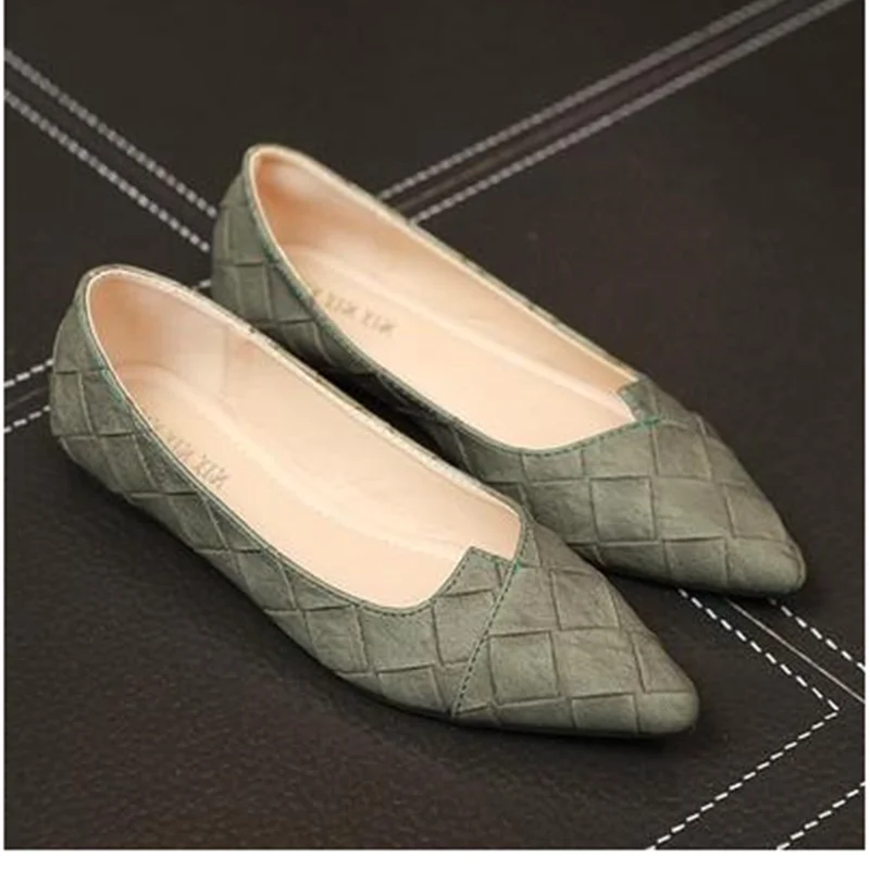 Женские туфли на плоской подошве больших размеров 46 34 45 черные Бежевые слипоны с