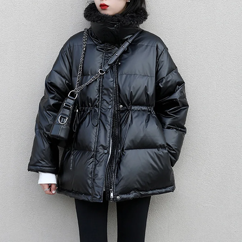 Женская куртка с меховым воротником зимняя плотная маленькая в западном стиле