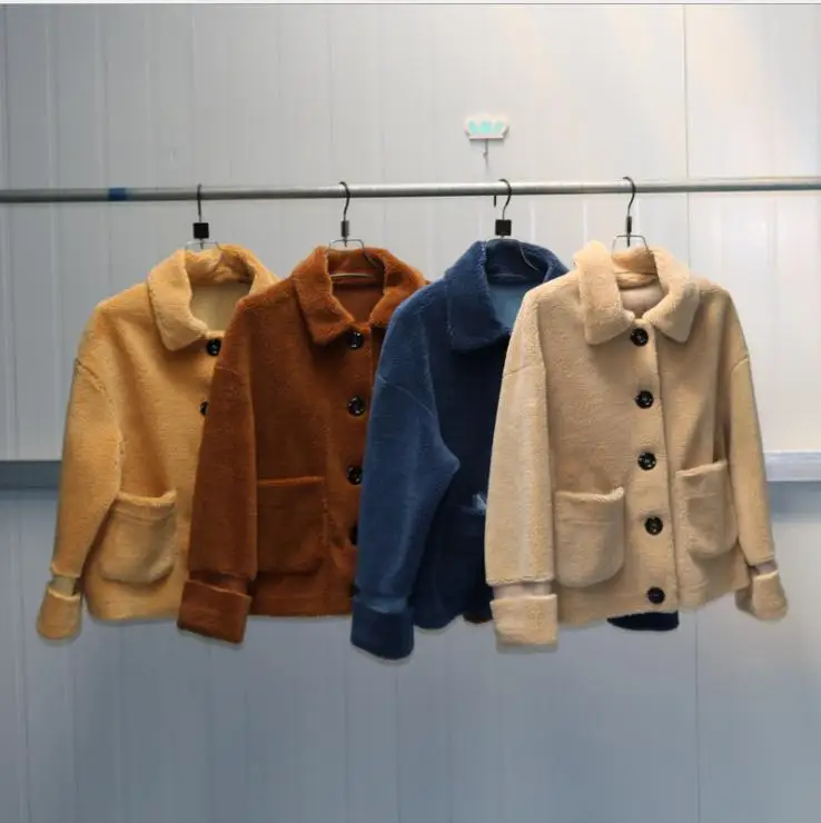 Женская короткая куртка из искусственной овечьей шерсти большие размеры