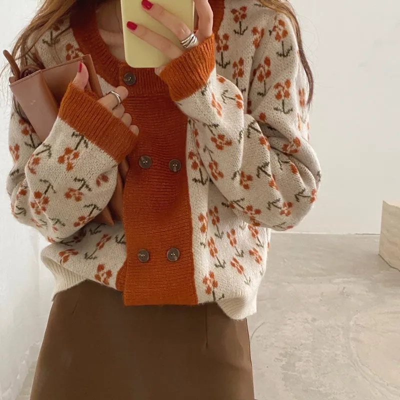 

Женский двубортный кардиган с цветочным принтом, свободный трикотажный кардиган с длинным рукавом и круглым вырезом в винтажном стиле, Пов...