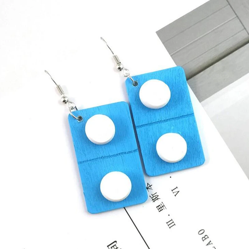 Креативные деревянные висячие серьги в форме капсулы Забавные милые виде
