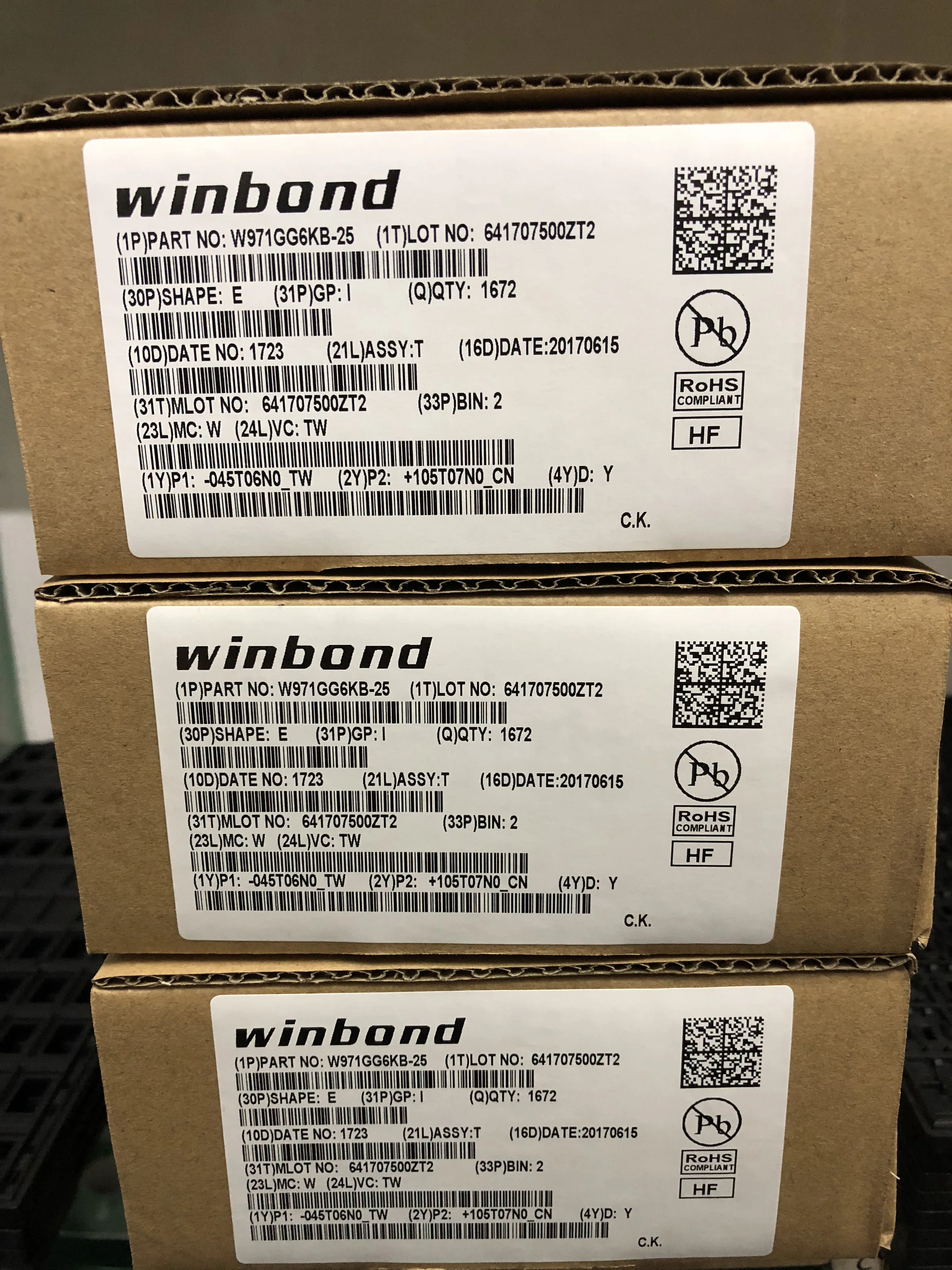 Оригинальный подлинный ноутбук W9751G6JB 25 BGA84 W9751G6JB|laptop|laptop originallaptop laptop |