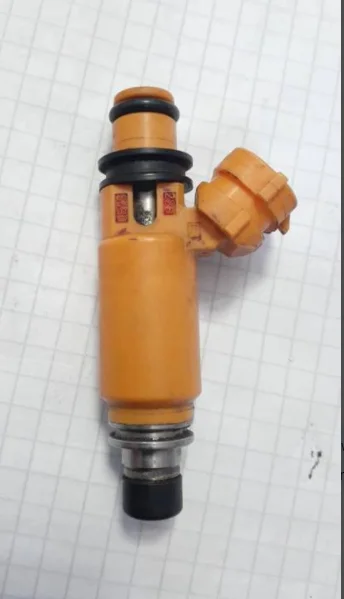 

1pcs Fuel Injector For arac 2008 Suzuki swift 1.3 benzin li