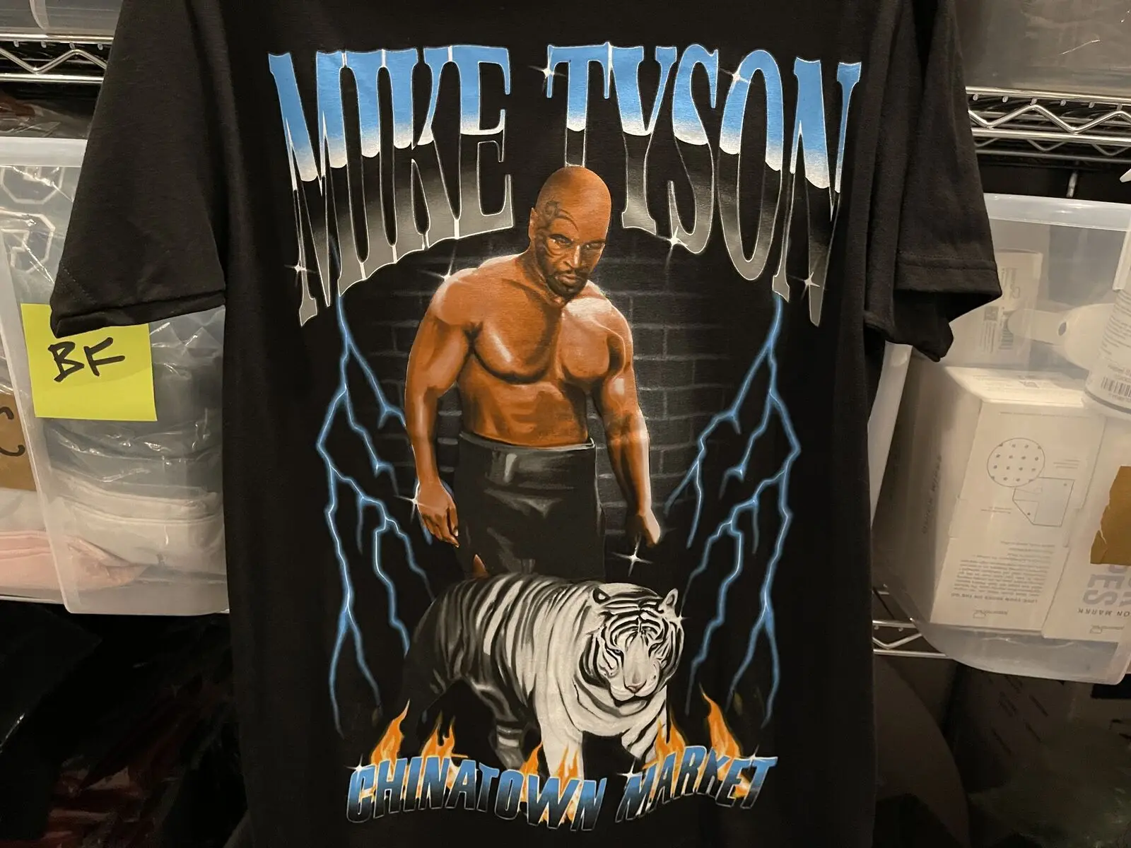 

Mike Tyson Pet Tiger T-Shirt. Summer Cotton Short Sleeve O-Neck Mens T Shirt New S-3XL