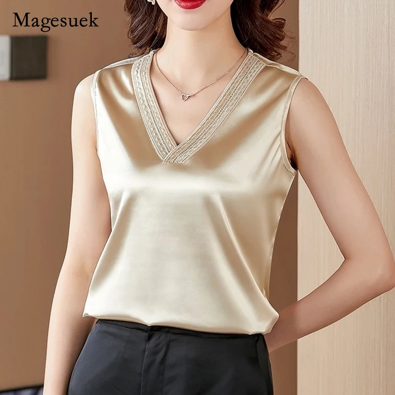

Summer 2021 Fashion Women Silk Blouse V-neck Loose Solid Lace Satin Tops Elegant Plus Size Sleeveless Satin Blouse Blusa 14797