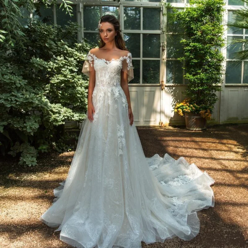 

Vintage V-Neck Appliques Wedding Dresses 2021 Vestido De Novia Lace Beaded Sheer Neck Sweep Train Long Bridal Gowns Custom Made