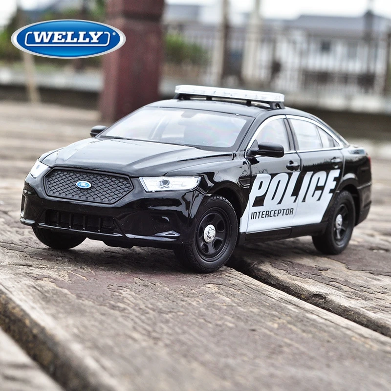 Модель полицейского автомобиля WELLY 1:24 Ford модель из сплава украшение коллекция