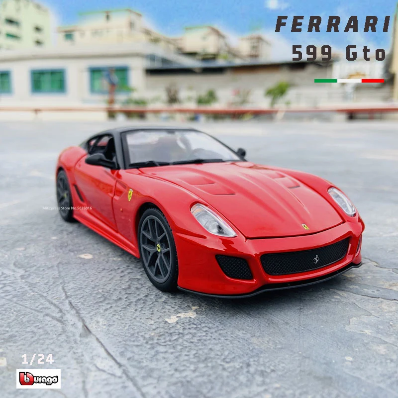 Модель автомобиля Bburago Ferrari 599GTO из сплава 1:24 | Игрушки и хобби