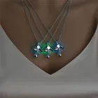 Ожерелье-чокер мужскоеженское, со светящимся грибом