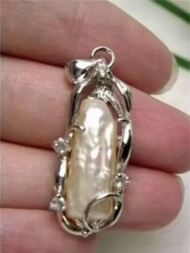 

8x18mm White Akoya Cultured Pearl Pendant Necklace