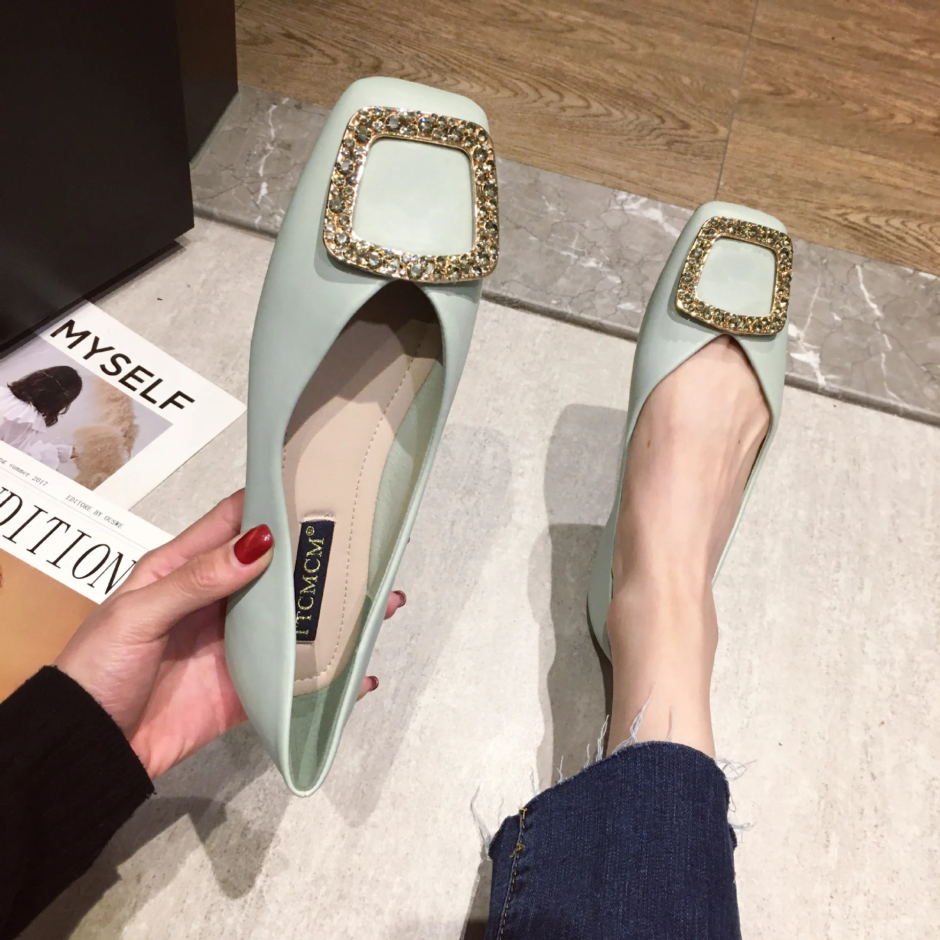 

Shoes Woman Flats Slip-on Casual Female Sneakers All-Match Modis Round Toe Dress Slip On New Summer 2021 Moccasin Leisure Basic